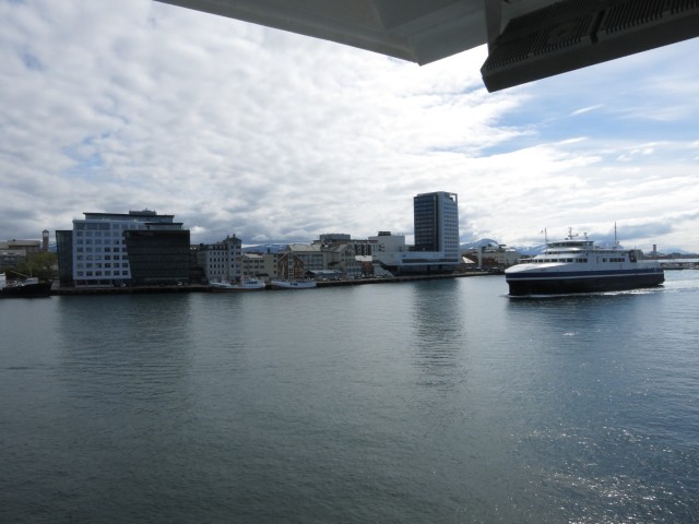 Hurtigruten_2015-06-20_15-08-1